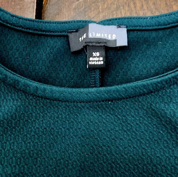 #044 The Limited XS Dressy Emerald Green Shirt - Picture 5 of 9